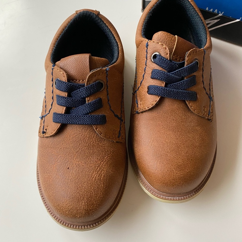 Max and Jake brown leather shoes worn once